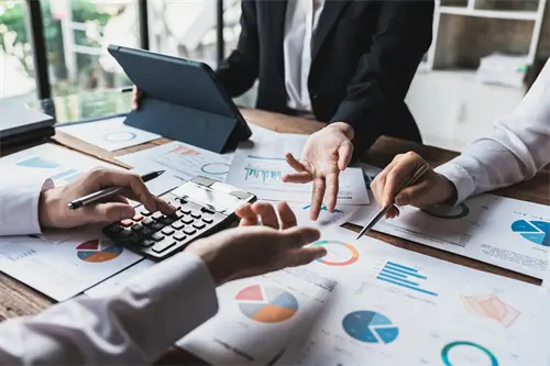 装修家属于什么法律关系